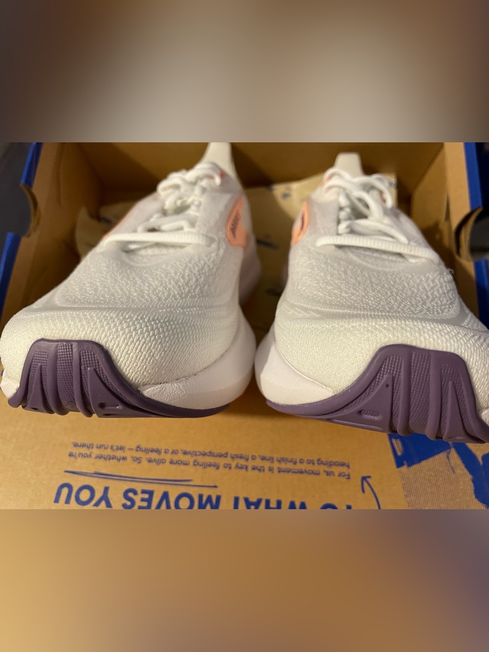 NEW Brooks Revel 9 White Cyber Peach Purple Women’s Running Walking Shoe Size 8 - Picture 8 of 10